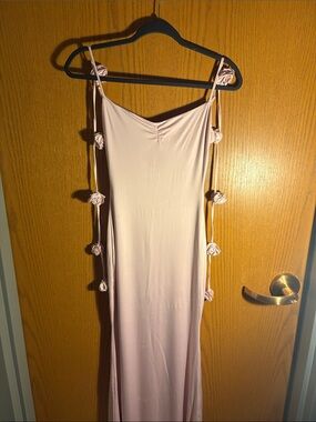 Oh Polly Slinky Jersey Floral Appliqué Gown in Blush